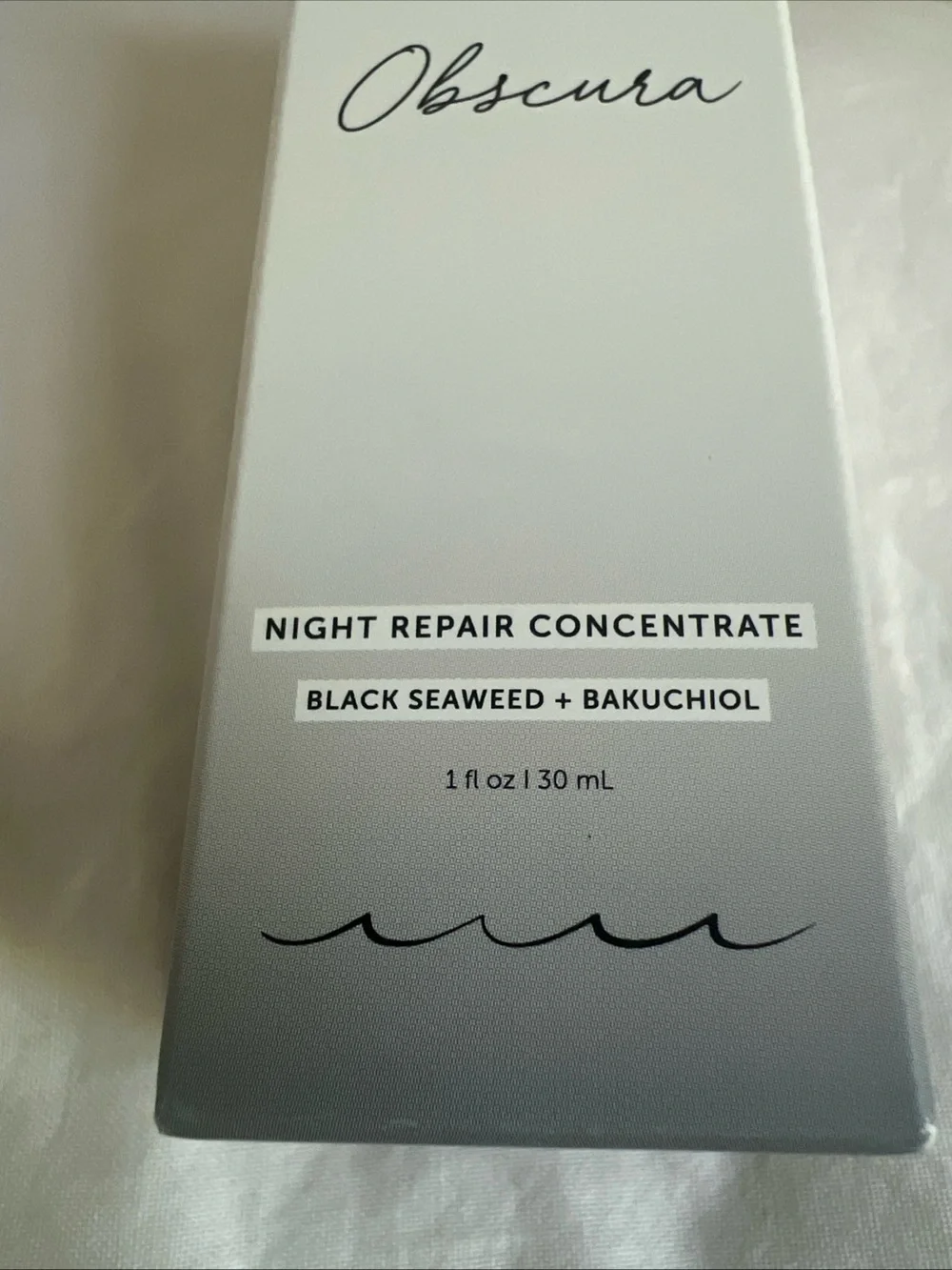Earth Harbor Obscura Night Repair Concentrate - Pink Bottle